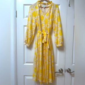 & other stories. Size 4 flowy midi dress. Never worn. No tags